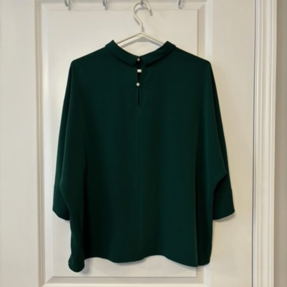 Uniqlo Drape Mockneck 3/4 Sleeve Blouse (Size L) - Picture 2 of 7